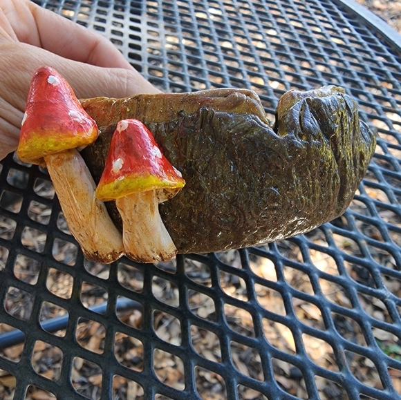 Mushroom Log ashtray Handmade Polymer Clay - Picture 4 of 4